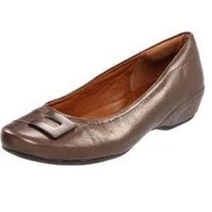 Clarks Women's Concert Choir Flat - Metallic Brown - Size 6.5